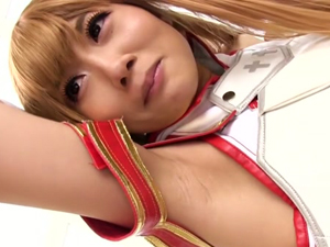 【大槻ひびき】ゲームの世界だから何でもOKなコスプレ美少女の腋を舐めまくって中出しSEX！
